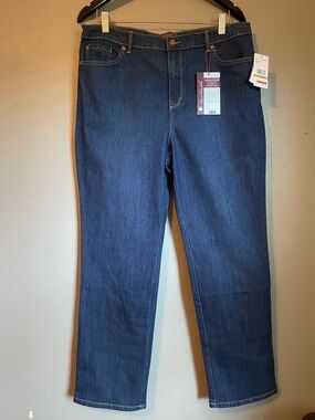 NWT Gloria Vanderbilt Sz 14P Amanda Stretch Madison Tapered Blue Jeans Ret $48!